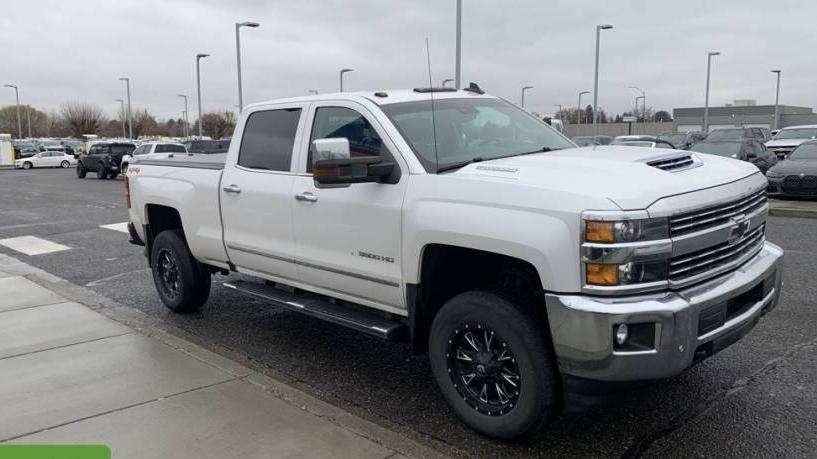 CHEVROLET SILVERADO 2018 1GC4K0EY3JF252673 image