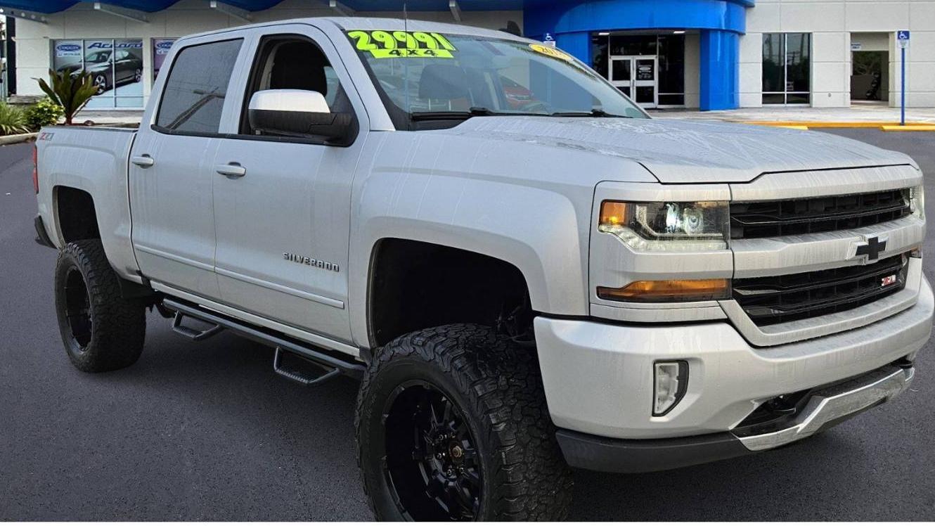 CHEVROLET SILVERADO 2018 3GCUKREC7JG232238 image