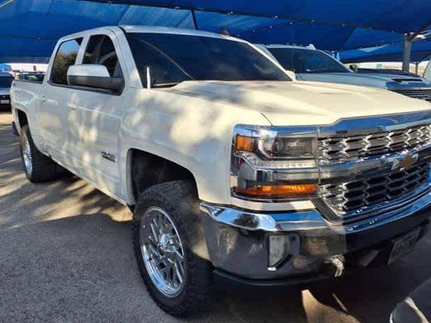 CHEVROLET SILVERADO 2018 3GCUKREC6JG624661 image