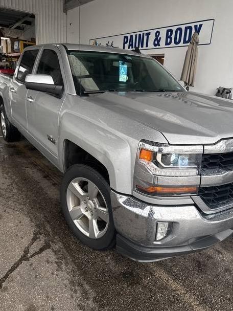 CHEVROLET SILVERADO 2018 3GCPCREC4JG633787 image
