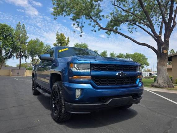 CHEVROLET SILVERADO 2018 3GCUKREC1JG163286 image