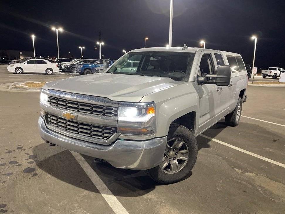 CHEVROLET SILVERADO 2018 1GCVKREC8JZ139300 image