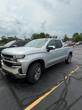CHEVROLET SILVERADO 2021 1GCRYDEK5MZ285314 image