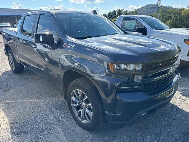 CHEVROLET SILVERADO 2021 1GCUYEED6MZ117117 image