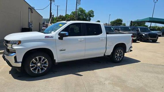 CHEVROLET SILVERADO 2021 1GCUYDED2MZ371711 image