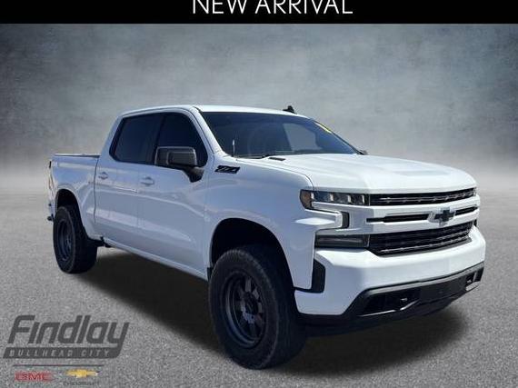 CHEVROLET SILVERADO 2021 1GCUYEET8MZ322946 image
