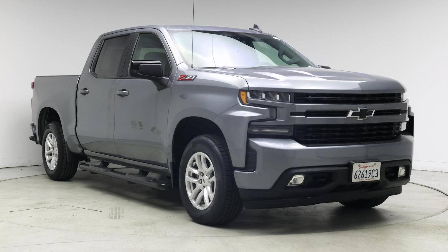 CHEVROLET SILVERADO 2021 3GCUYEET1MG115928 image