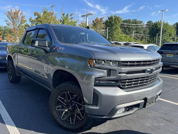 CHEVROLET SILVERADO 2021 3GCUYEEL6MG100471 image
