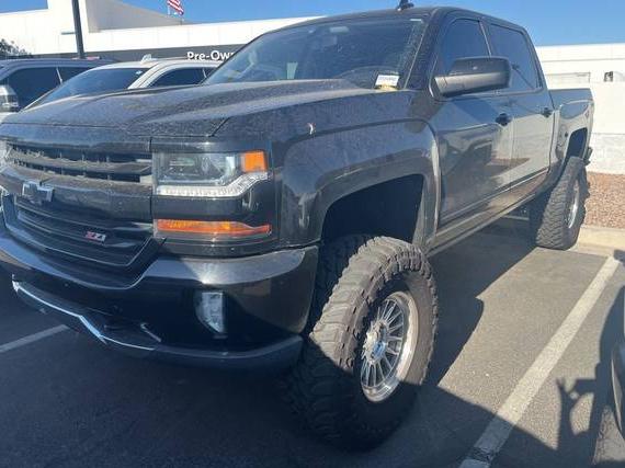 CHEVROLET SILVERADO 2017 3GCUKREC4HG426025 image