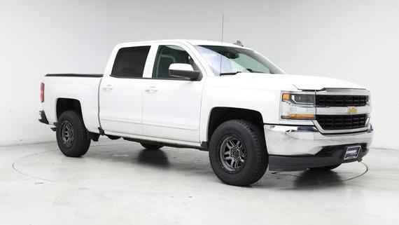 CHEVROLET SILVERADO 2017 3GCUKREC0HG371637 image