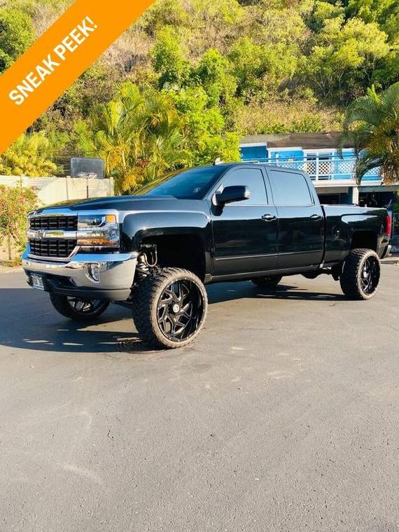 CHEVROLET SILVERADO 2017 3GCUKREC7HG512123 image
