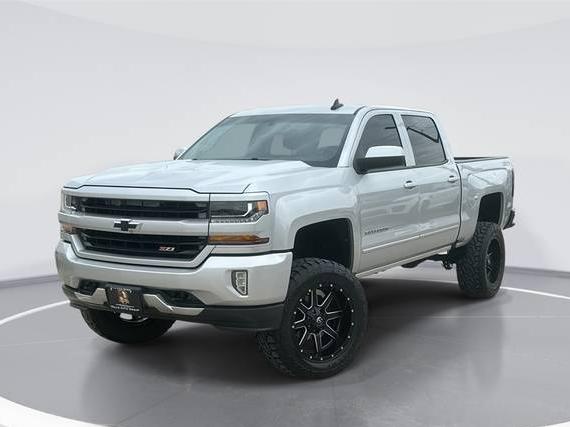 CHEVROLET SILVERADO 2017 3GCUKREC4HG284033 image