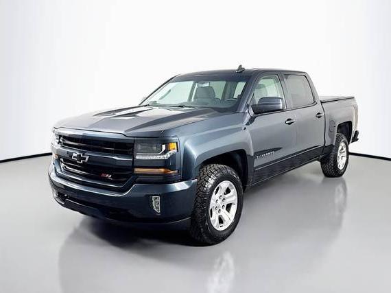 CHEVROLET SILVERADO 2017 3GCUKREC1HG367208 image