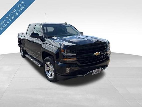 CHEVROLET SILVERADO 2017 3GCUKREC9HG191556 image