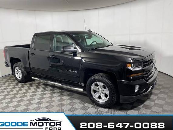 CHEVROLET SILVERADO 2017 3GCUKREC1HG427102 image