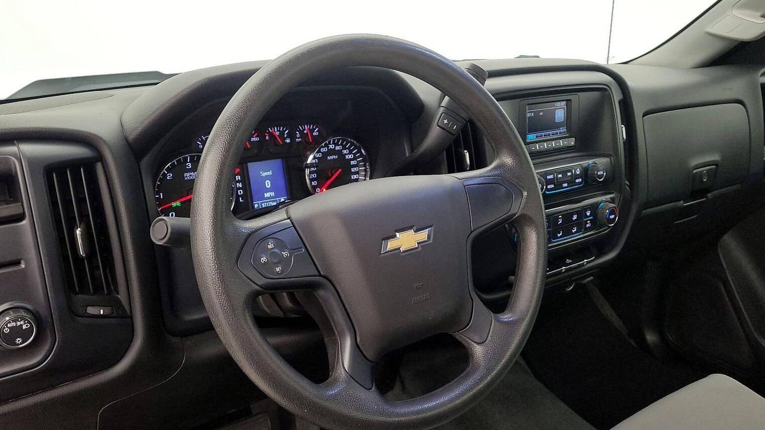 CHEVROLET SILVERADO 2017 1GCNCNEH2HZ166150 image