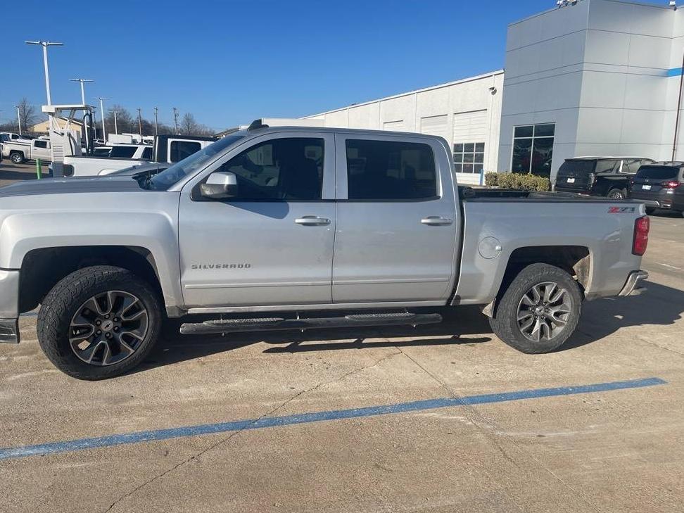 CHEVROLET SILVERADO 2017 3GCUKREC0HG163533 image