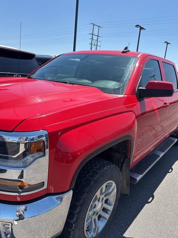 CHEVROLET SILVERADO 2017 3GCUKREC8HG258096 image