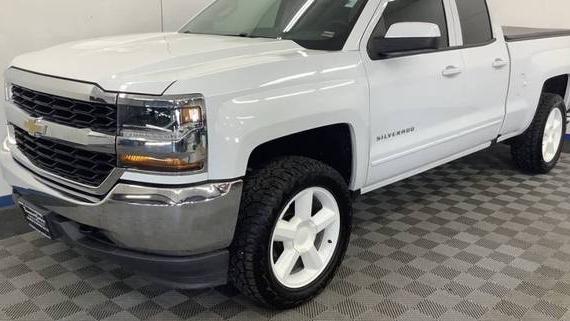 CHEVROLET SILVERADO 2017 1GCVKREC7HZ271085 image