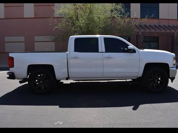 CHEVROLET SILVERADO 2017 3GCUKREC8HG485921 image