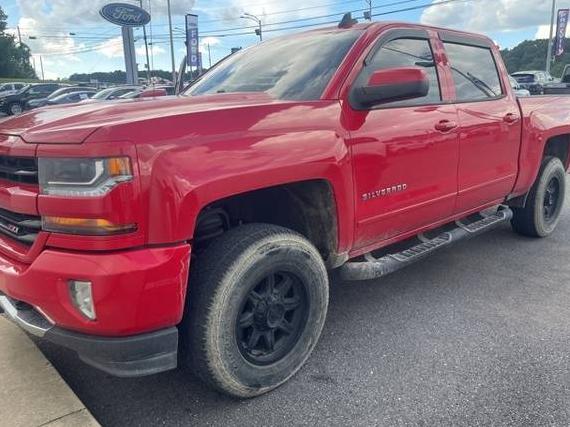 CHEVROLET SILVERADO 2017 3GCUKREH8HG442532 image