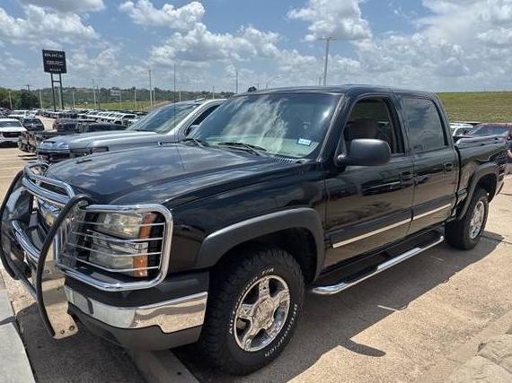 CHEVROLET SILVERADO 2004 2GCEK13T941373026 image