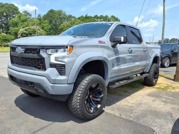 CHEVROLET SILVERADO 2024 1GCUDEEL2RZ167457 image