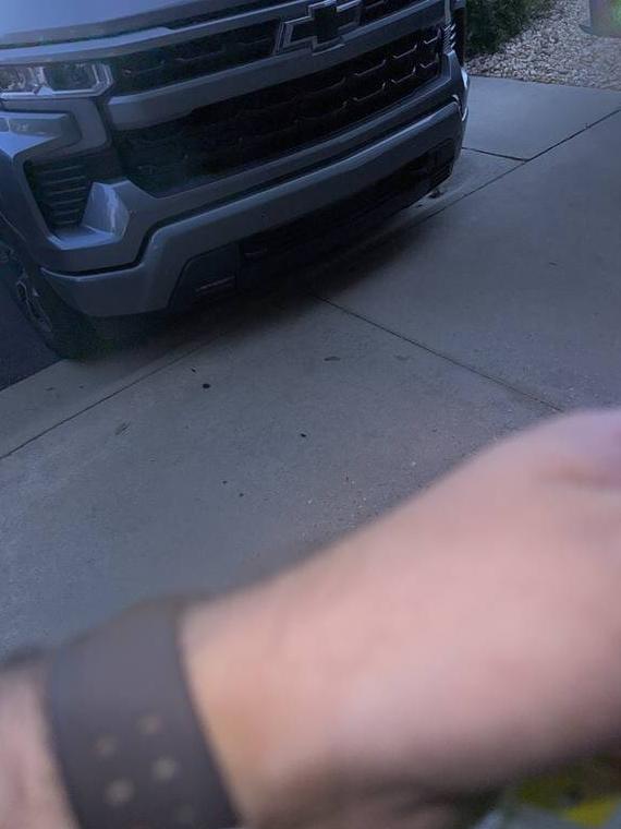 CHEVROLET SILVERADO 2024 3GCUDEE87RG460914 image