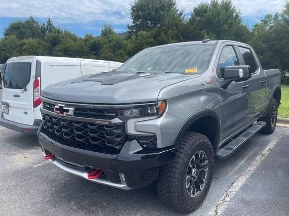 CHEVROLET SILVERADO 2024 3GCUDHE80RG260877 image