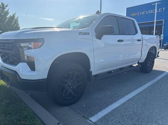 CHEVROLET SILVERADO 2024 3GCUDCED9RG397123 image