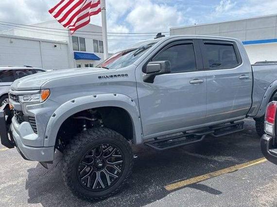 CHEVROLET SILVERADO 2024 2GCUDEED6R1237785 image