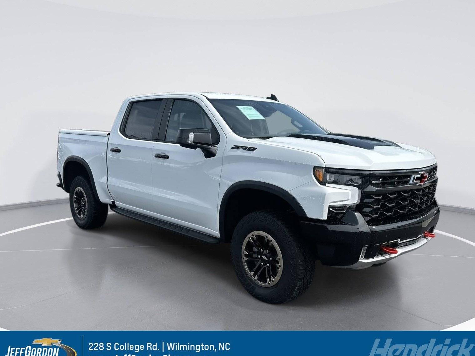 CHEVROLET SILVERADO 2024 3GCUDHE81RG180262 image