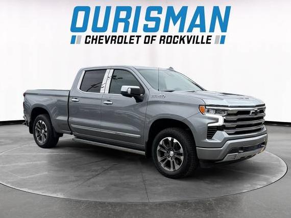 CHEVROLET SILVERADO 2024 1GCUDJEL6RZ207340 image