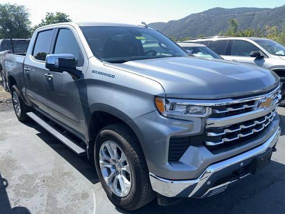 CHEVROLET SILVERADO 2024 1GCUDGED7RZ135883 image