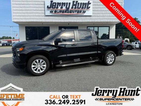 CHEVROLET SILVERADO 2024 1GCPABEK4RZ266633 image