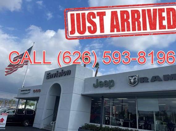 CHEVROLET SILVERADO 2024 1GCUDGED2RZ397956 image
