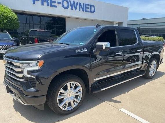 CHEVROLET SILVERADO 2024 1GCUDJE82RZ302814 image