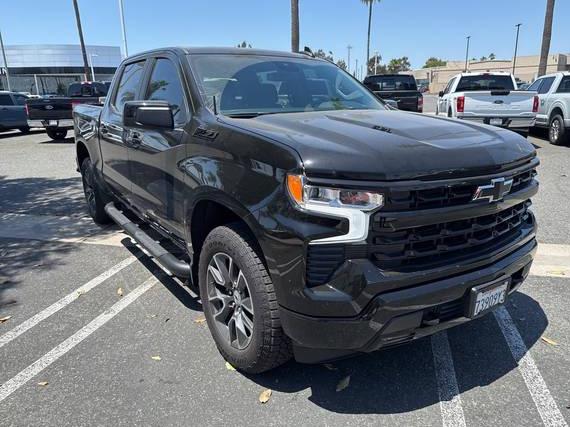 CHEVROLET SILVERADO 2024 1GCUDEEL8RZ234370 image