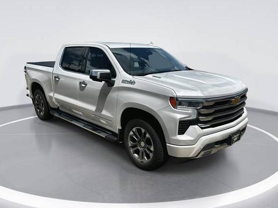CHEVROLET SILVERADO 2024 1GCUDJE80RZ150676 image