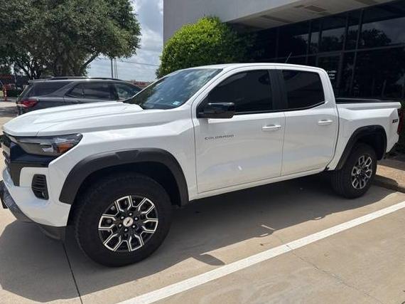 CHEVROLET SILVERADO 2024 1GCPTDEK4R1154435 image