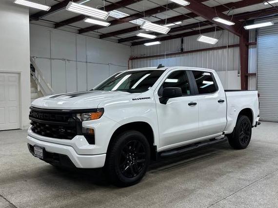 CHEVROLET SILVERADO 2024 1GCPABEK8RZ252444 image