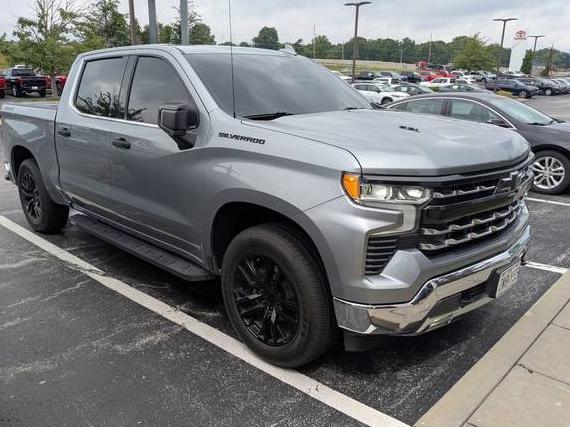 CHEVROLET SILVERADO 2024 1GCUDGEL1RZ225120 image