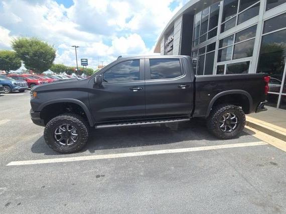 CHEVROLET SILVERADO 2024 3GCUDHE88RG383357 image