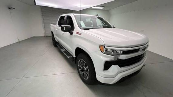 CHEVROLET SILVERADO 2024 1GCUDEED1RZ203132 image