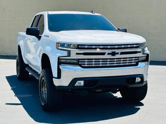 CHEVROLET SILVERADO 2020 1GCRYDED3LZ251176 image CHEVROLET SILVERADO 2020 1GCRYDED3LZ251176 image
