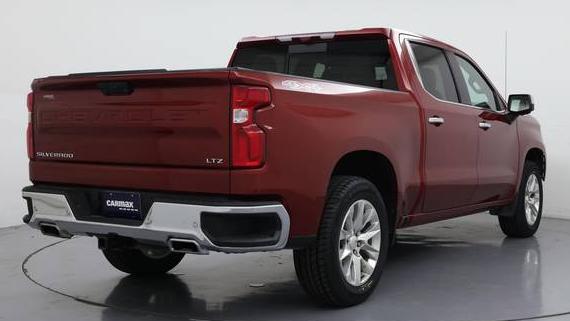 CHEVROLET SILVERADO 2020 1GCUYGEL5LZ125839 image