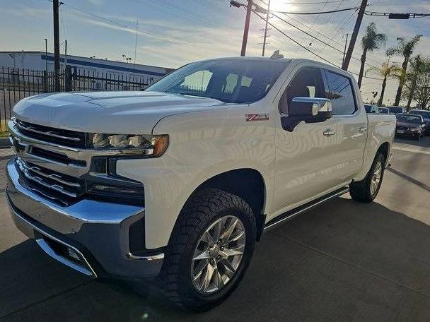 CHEVROLET SILVERADO 2020 1GCUYGED5LZ178825 image