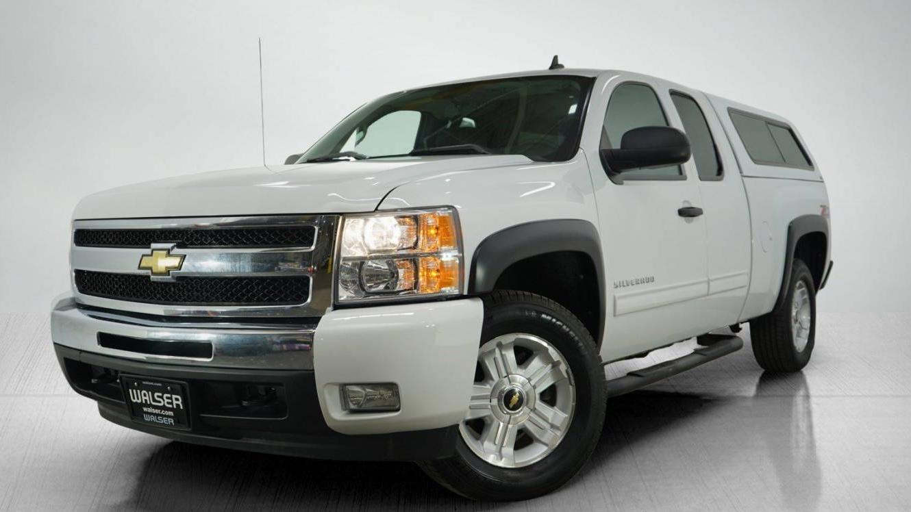 CHEVROLET SILVERADO 2011 1GCRKSE32BZ448884 image