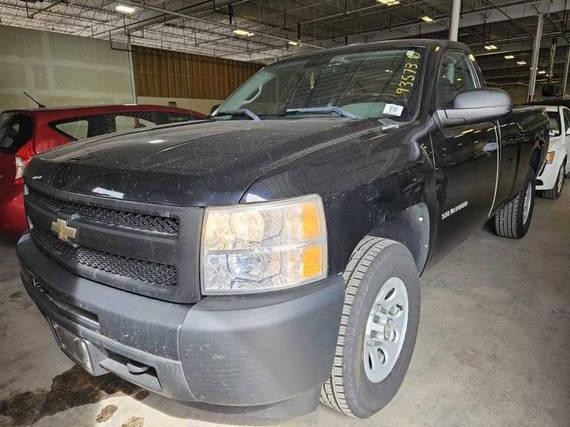 CHEVROLET SILVERADO 2011 1GCNKPEA4BZ313867 image