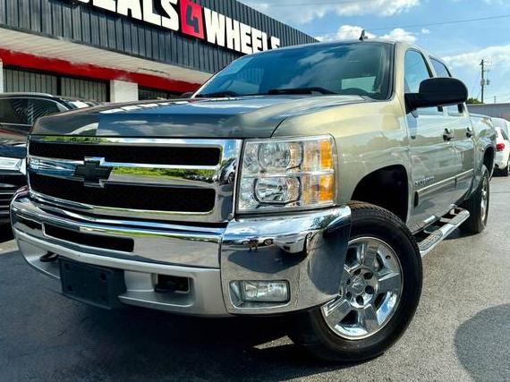 CHEVROLET SILVERADO 2011 3GCPKSE30BG338925 image